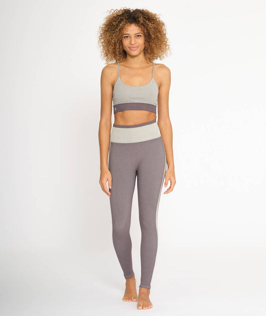 Women wearing organic cotton seamless yoga legging and yoga sports bra